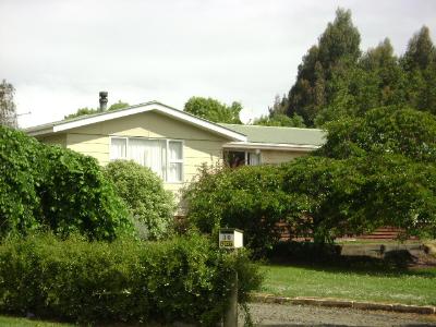 28 Westview Drive, Weston