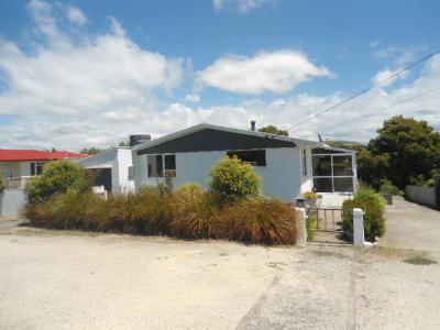 9 Percy Street, Weston