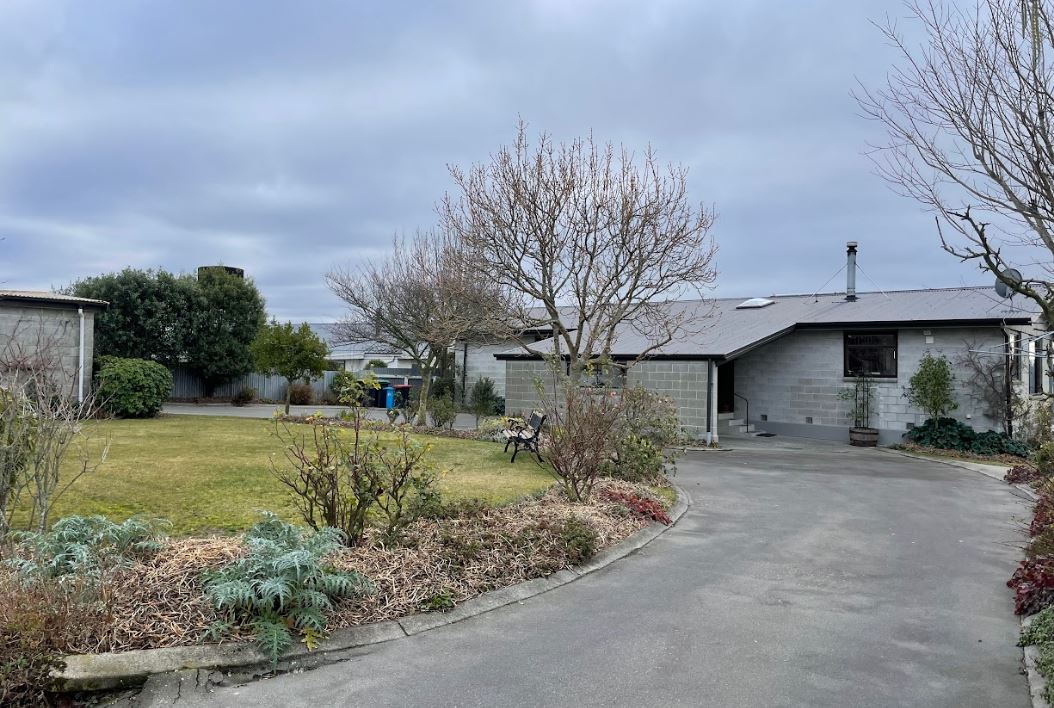 17 Hillview Place