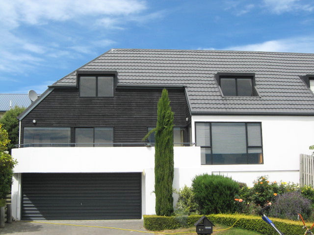2/4 Rosthwaite Place, Westmorland, Christchurch