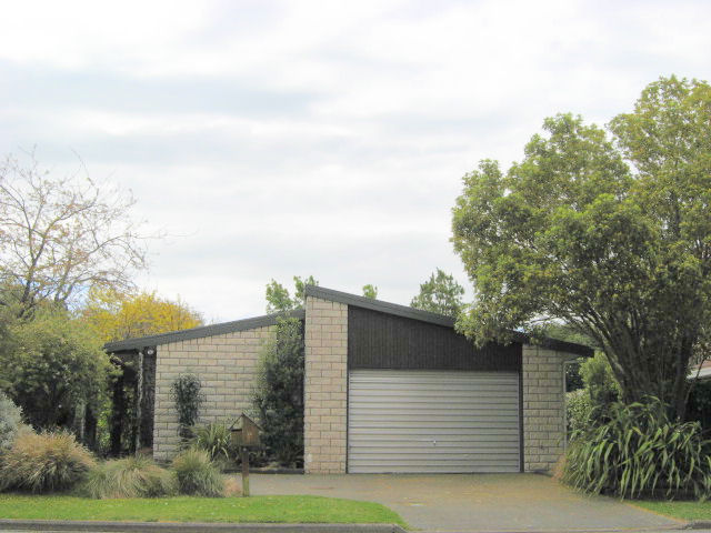 26 Gladstone Road, Woodend