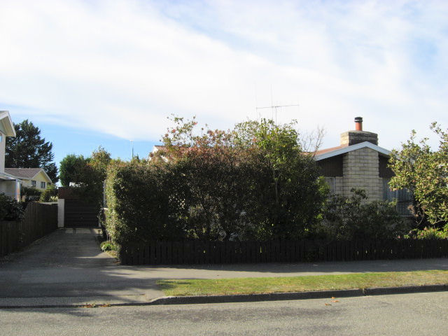 27 Cook Street