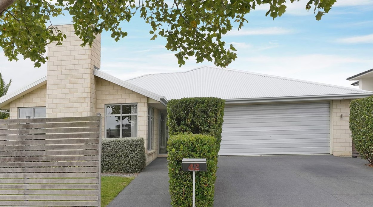 42 Globe Bay Drive, Templeton, Christchurch