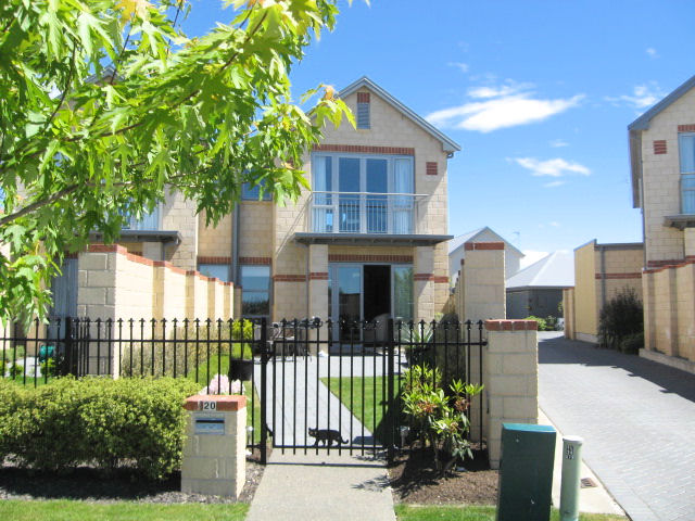 20 Waterford Avenue, Belfast, Christchurch