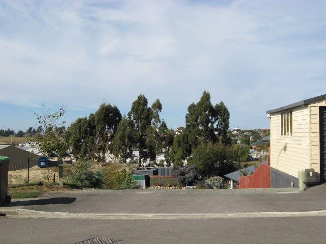 18 Ellesmere Place