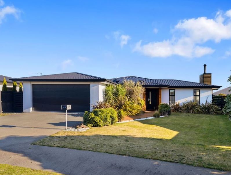 14 Andesite Drive, Rolleston