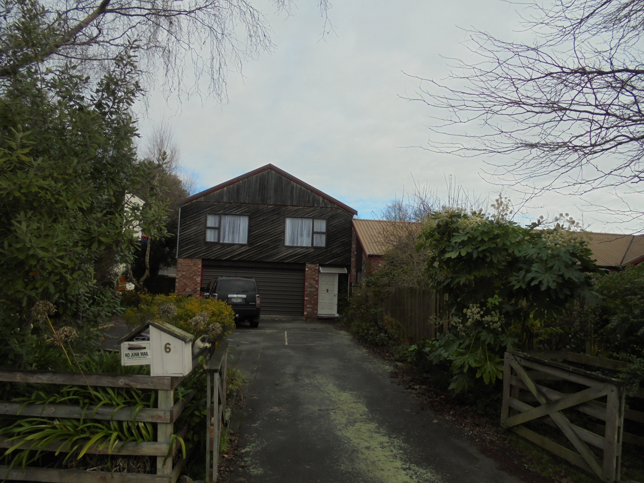 6 Woodfield Place, Woodend