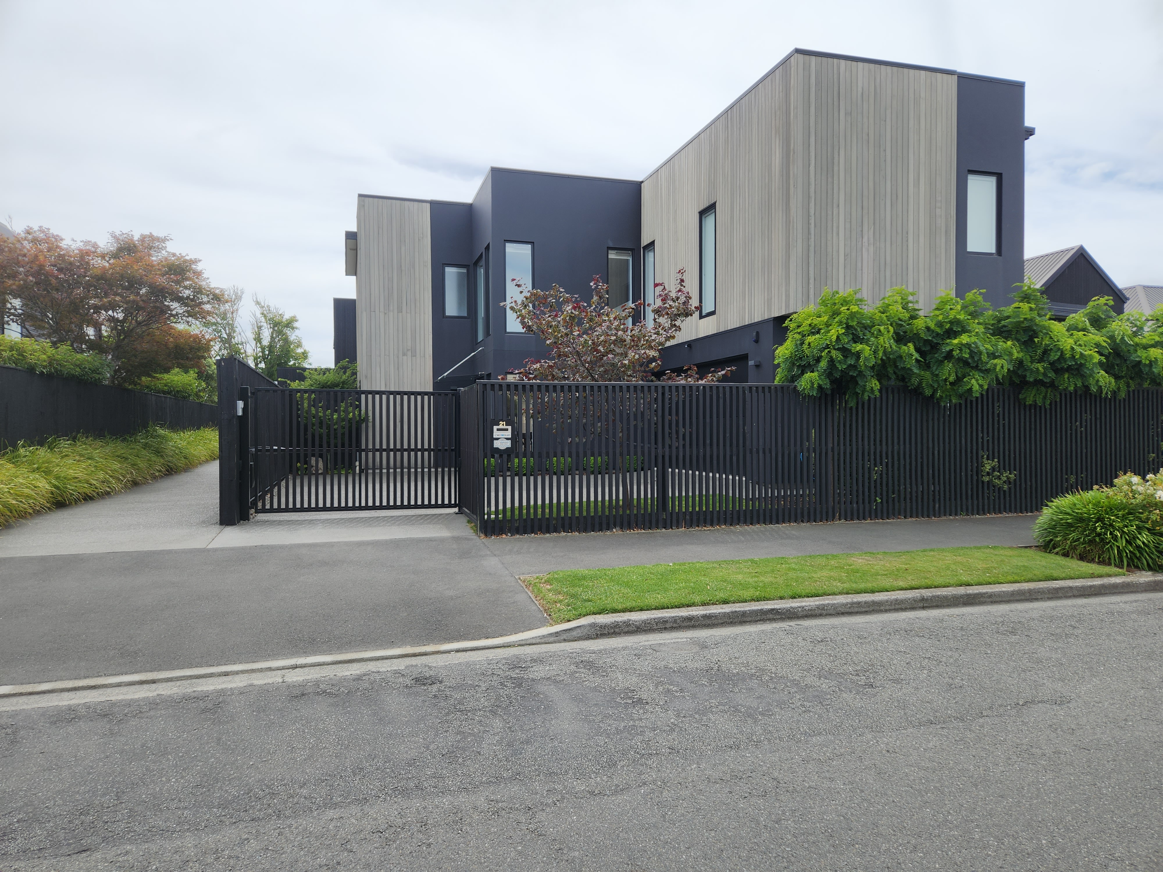 21 Aikmans Road, Merivale, Christchurch