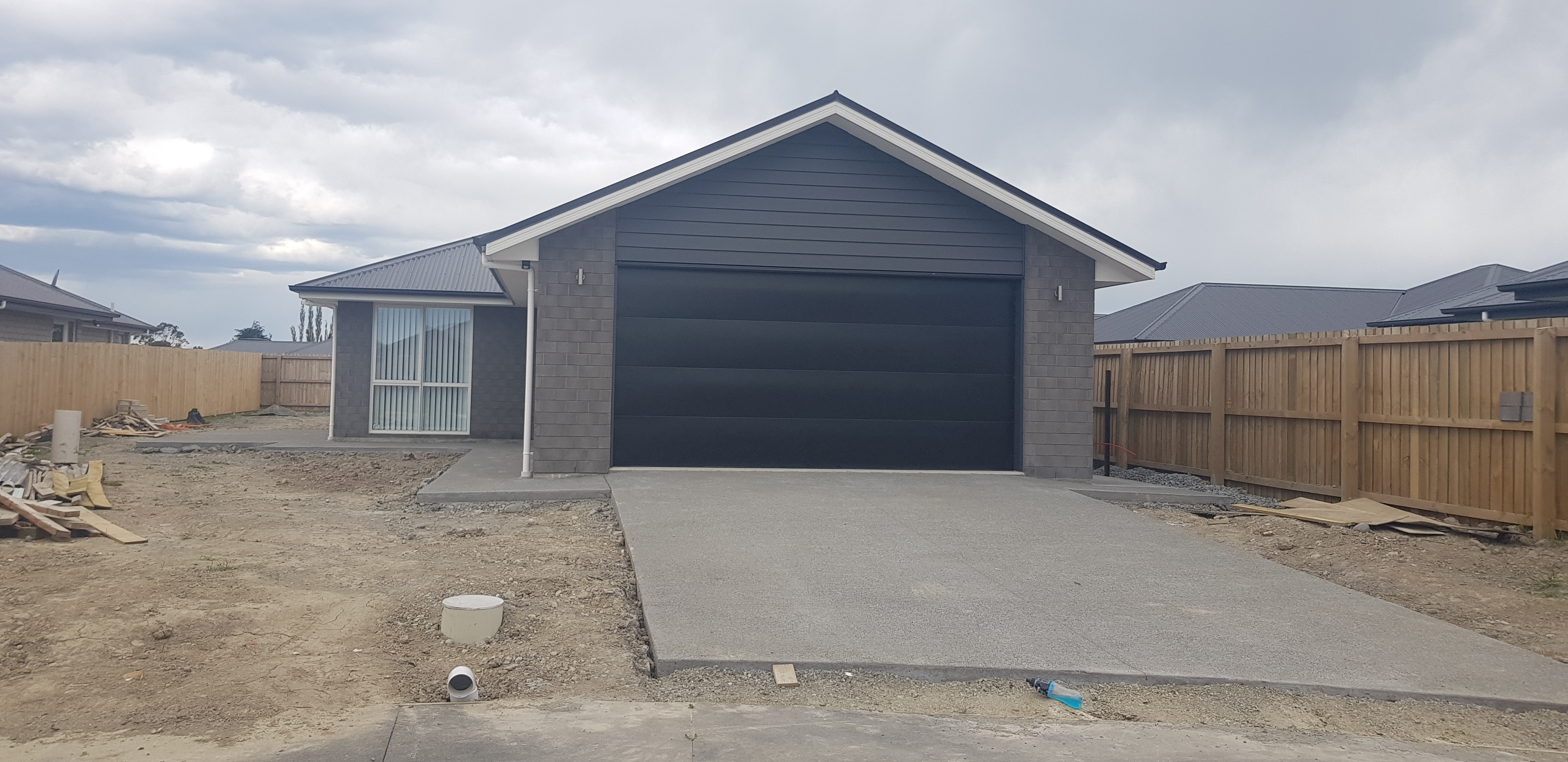 6 Keeper Close, Woodend