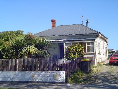 15 Leckie Street