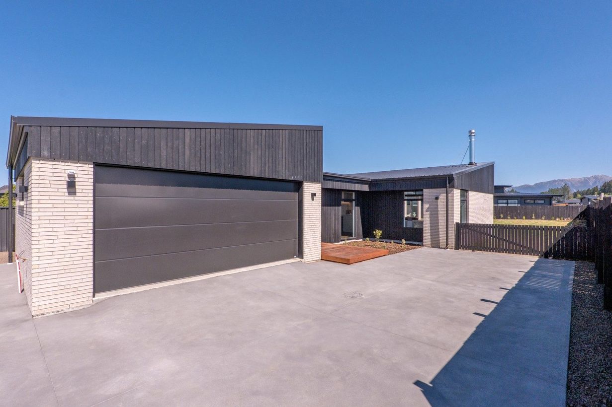 1 Arrowsmith Drive, Ashburton