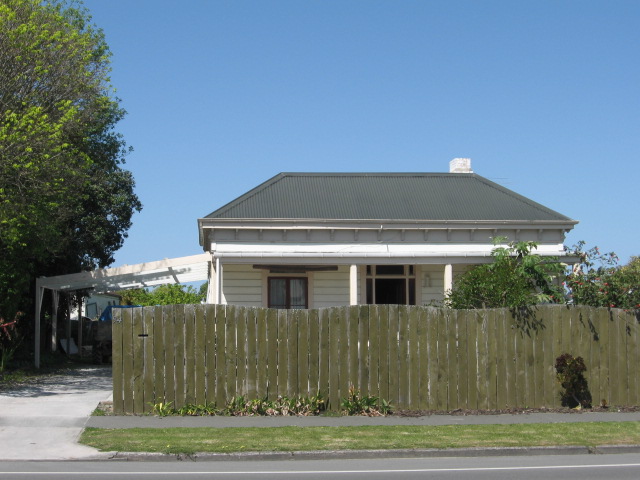 94 Lytton Road